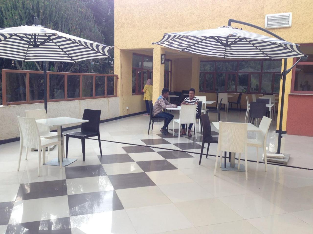 Joamla Hotel Desē 外观 照片